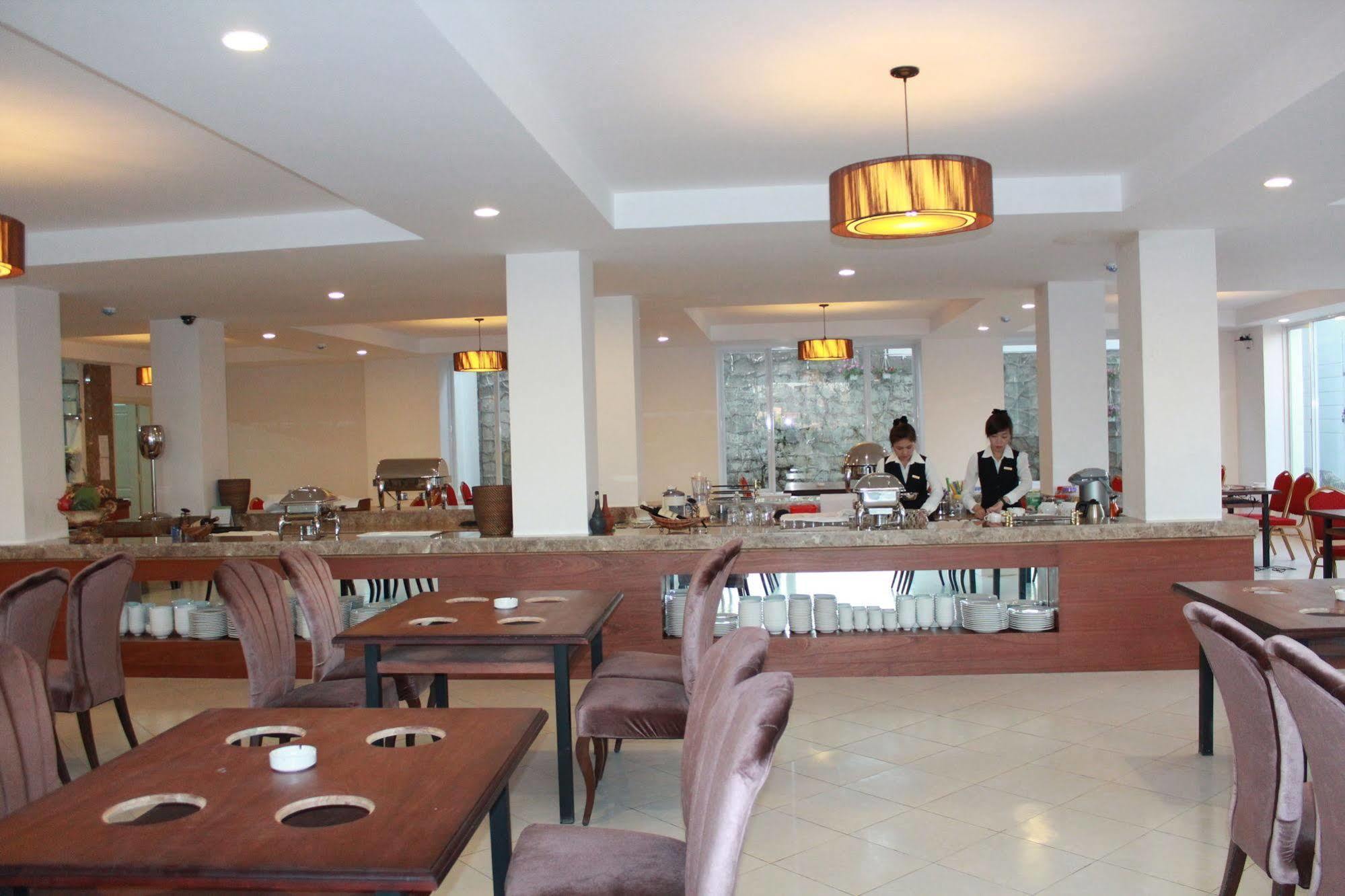 Ngoc Phat Dalat Hotel Esterno foto